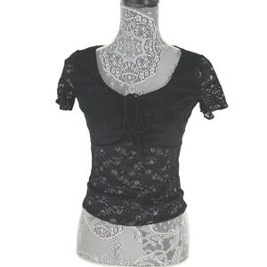 Wild Love Women's Black Floral Lace Short Sleeve Tie Front V Neck‎ Top Size M